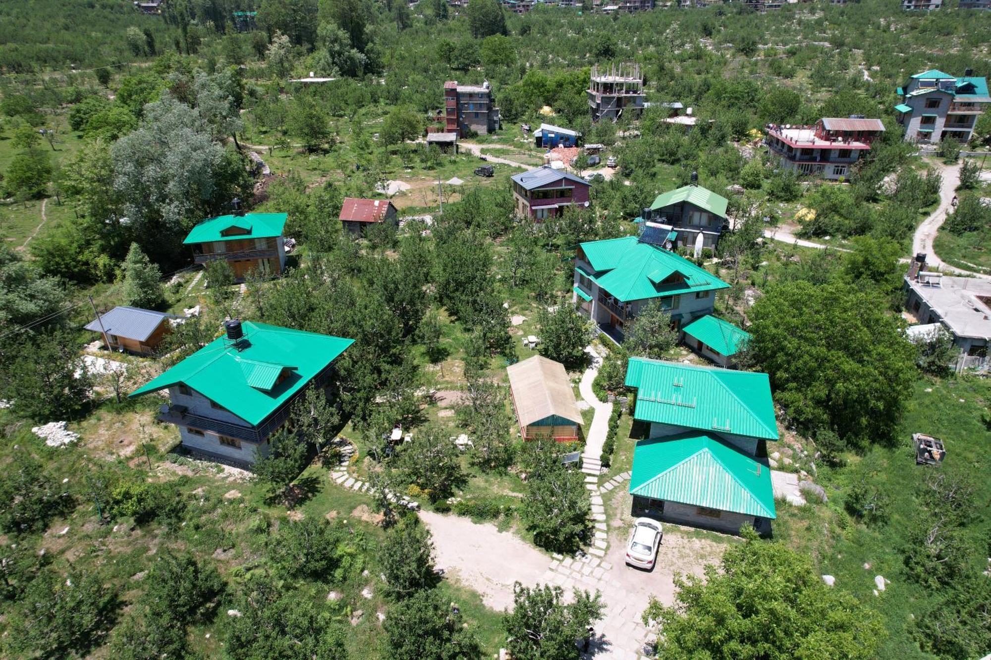 Cascade Mountain Retreat Manali Panzió Kültér fotó
