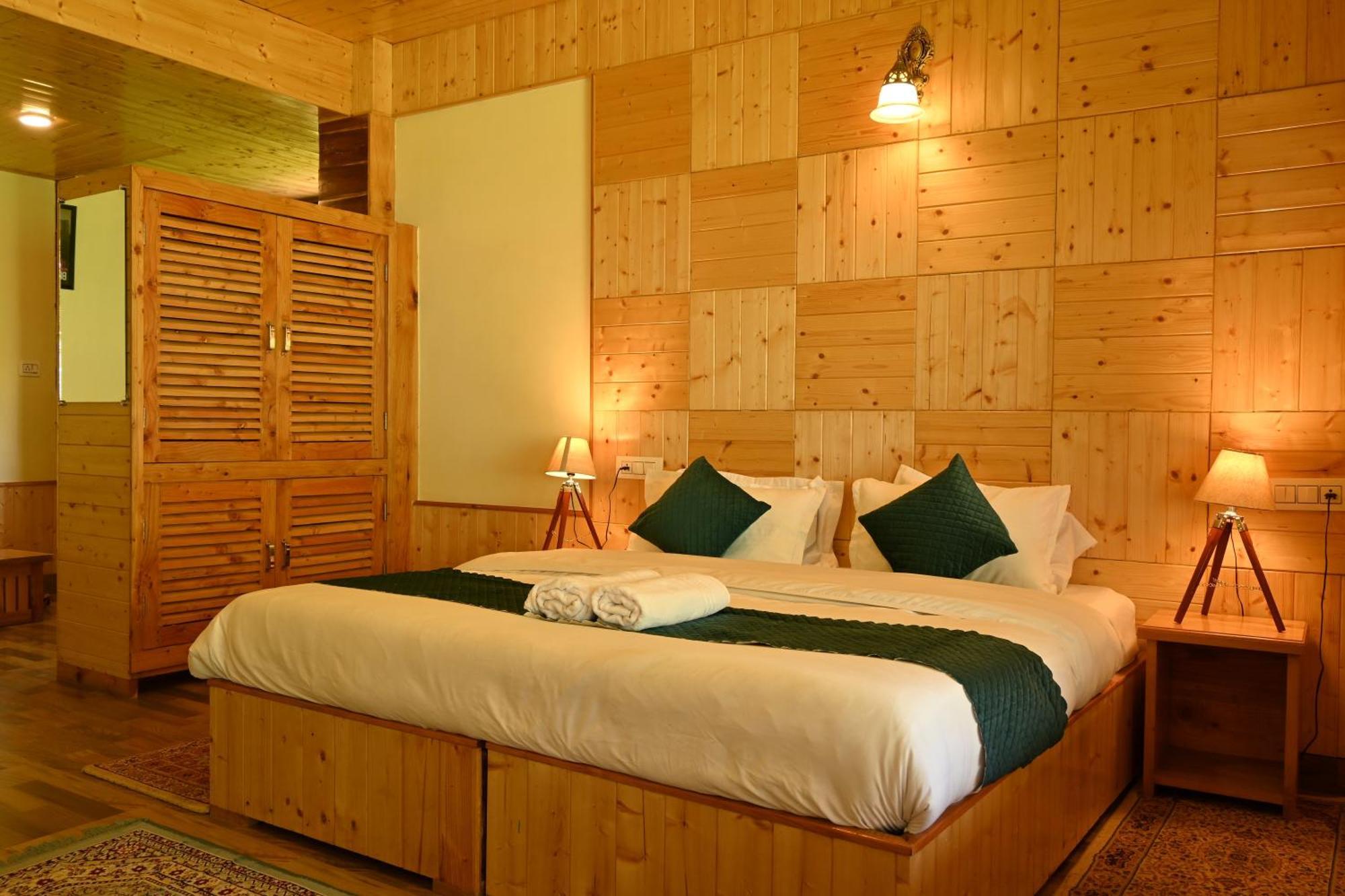 Cascade Mountain Retreat Manali Panzió Kültér fotó