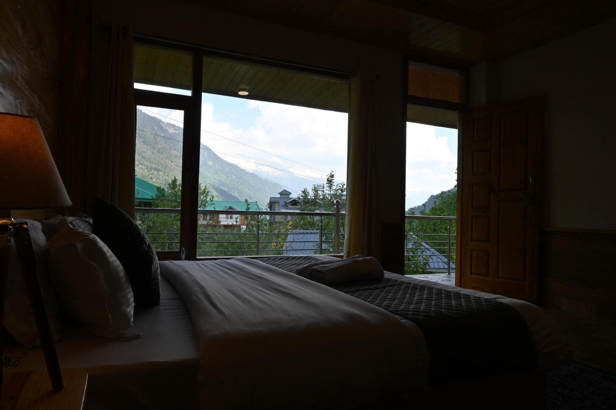 Cascade Mountain Retreat Manali Panzió Kültér fotó