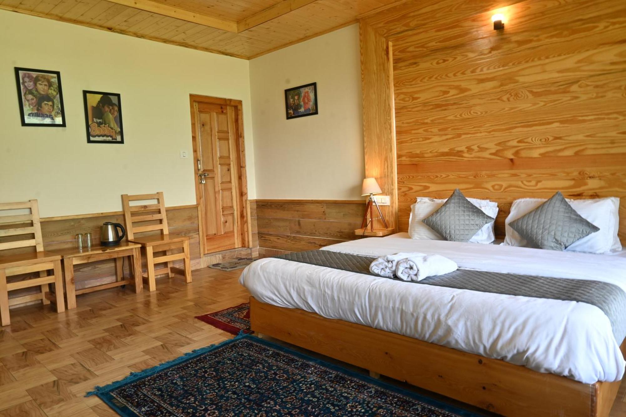 Cascade Mountain Retreat Manali Panzió Kültér fotó